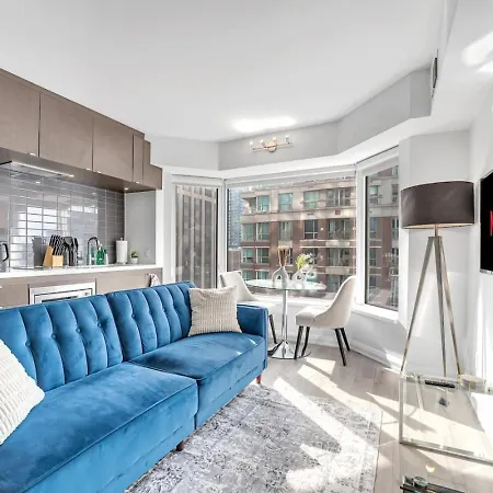 Luxe Yorkville Unit Near Restaurants Fashion Ttc